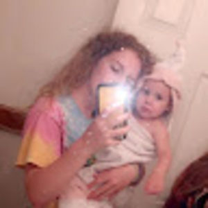 Meet your Posher, Zella